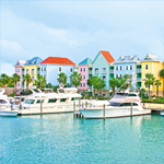 Parte en el estilo en las hermosas aguas que rodean las Bahamas en un barco de fiesta de lujo de yates Bahamas.